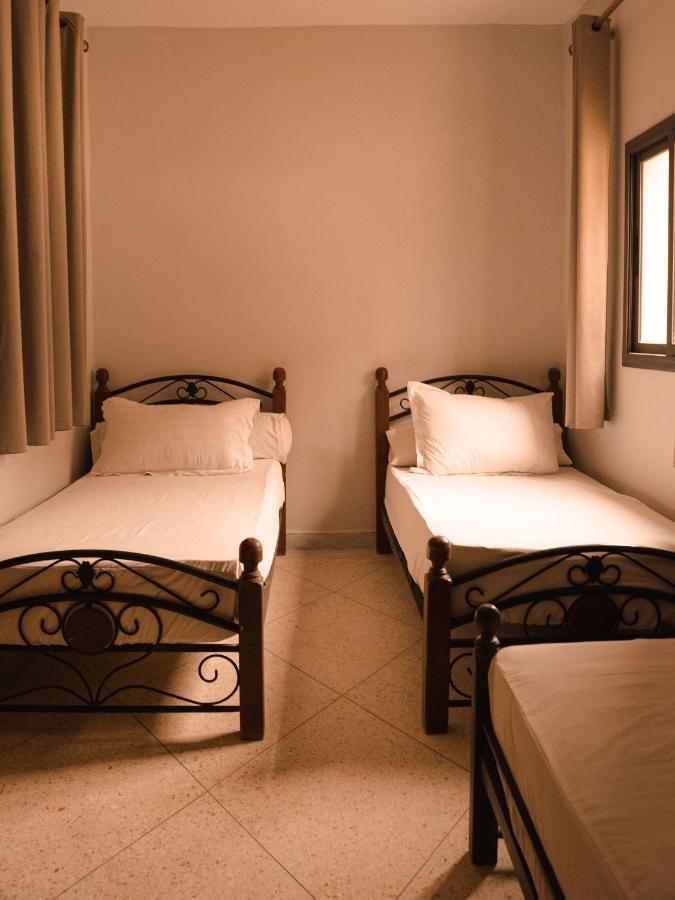 Santacruz Surf Camp Hostel Tamraght ภายนอก รูปภาพ
